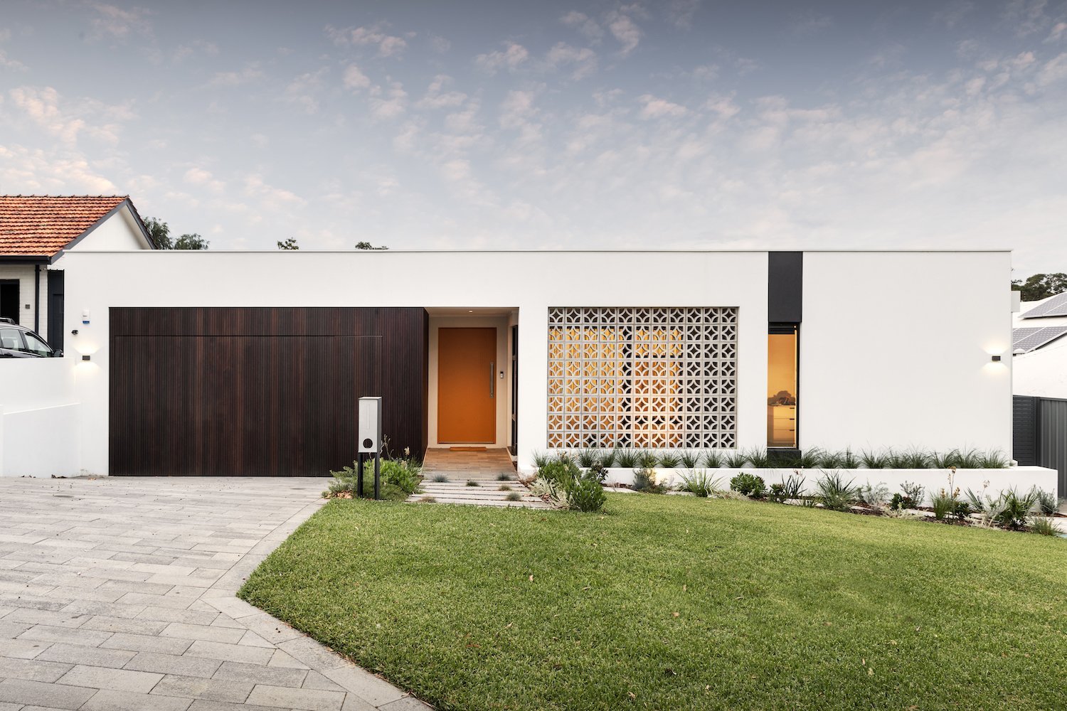 Residential Attitudes - Karrinyup - Gallery - D-Max Photograohy
http://www.dmaxphotography.com.au
joel@dmaxphotography.com.au