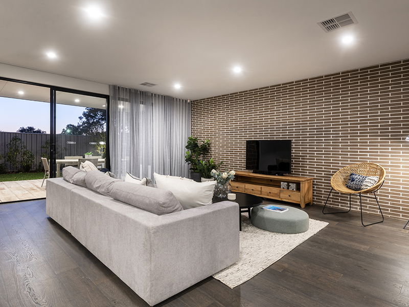 Residential Attitudes -  - Gallery - D-Max Photograohy
http://www.dmaxphotography.com.au
joel@dmaxphotography.com.au