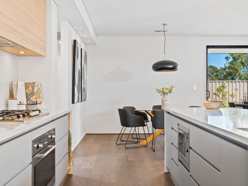 Residential Attitudes -  - Gallery - Web 877 Evergreen Grove Forrestfield 11