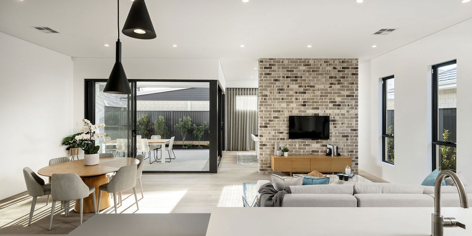 Residential Attitudes -  - Gallery - 011