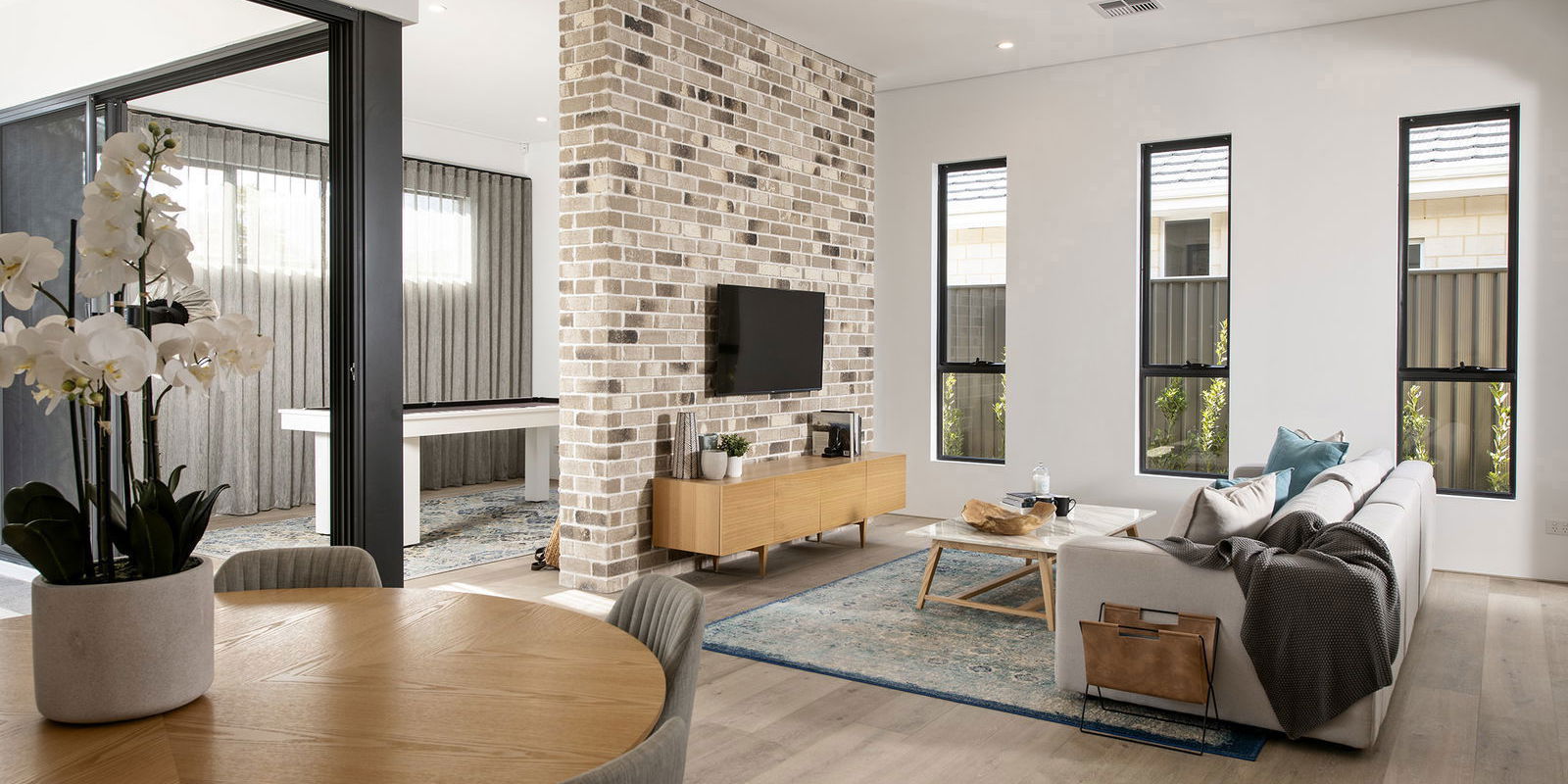 Residential Attitudes -  - Gallery - D-Max Photograohy
http://www.dmaxphotography.com.au
joel@dmaxphotography.com.au