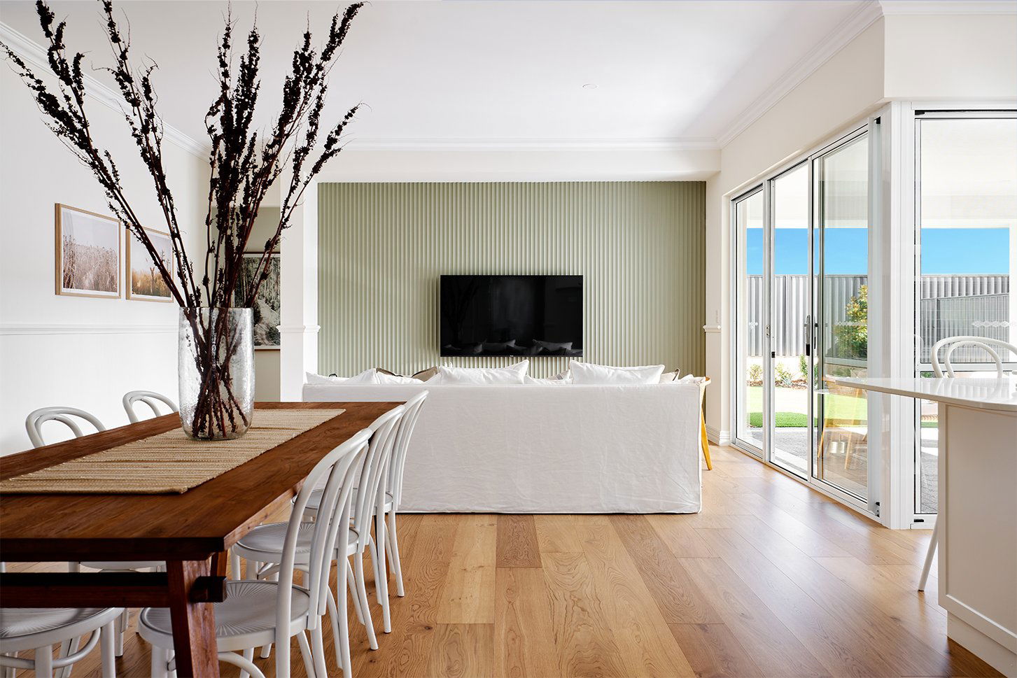 Lot 627 Broadmeadows Drive, Bushmead, WA 6055 4 Bedroom 2 Bathroom