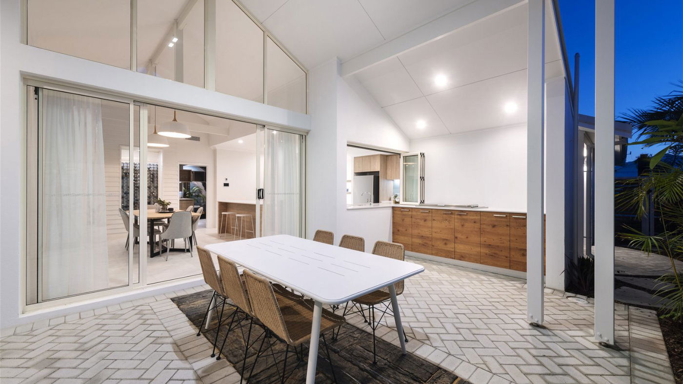 Wa Country Builders - The Airlie Beach | Display - Gallery - D-Max Photograohy
http://www.dmaxphotography.com.au
joel@dmaxphotography.com.au